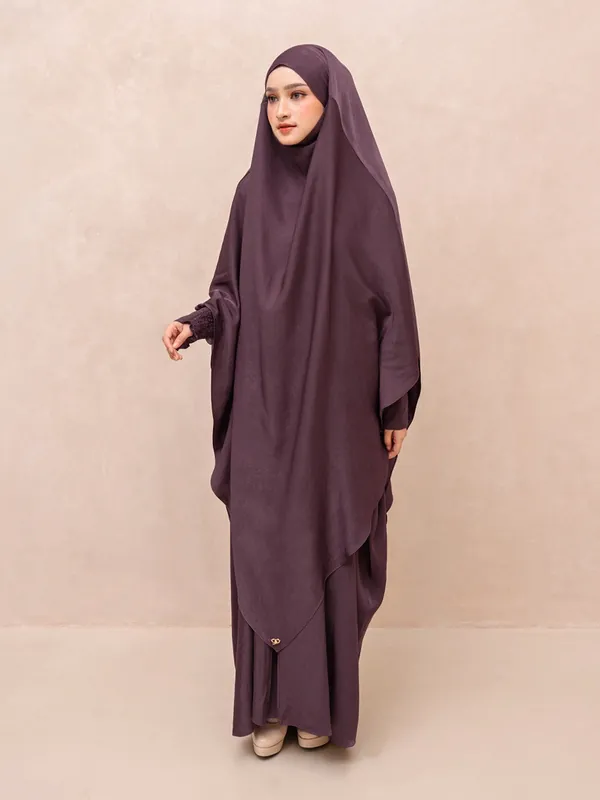 Saqqina Hijab - Aluna Abaya Set (Abaya Gamis Set Khimar Hilya Haji dan Umrah Bahan Andalusia / Anti Uv) Gamis Muslim Wanita Super Premium Quality — foto 5