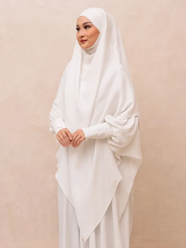 Saqqina Hijab - Aluna Abaya Set (Abaya Gamis Set Khimar Hilya Haji dan Umrah Bahan Andalusia / Anti Uv) Gamis Muslim Wanita Super Premium Quality — foto 8