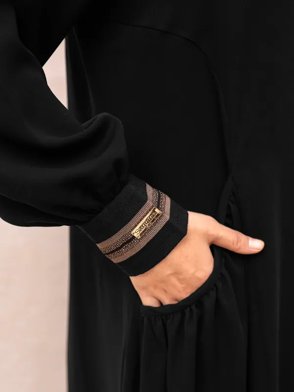 Saqqina Hijab - Zamira Abaya (Abaya Dress Haji dan Umrah) Muslim Gamis Wanita Outer (Bahan Bonanza Super Premium / Anti Uv) — foto 5